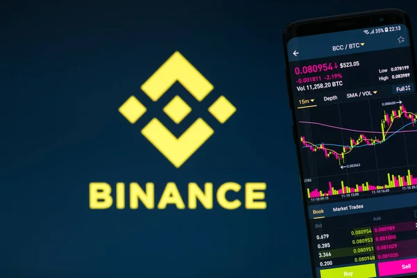 Kyrenia Ciprus November 2018 Ban Binance Mobil Alkalmazás Smartphone Futás — Stock Fotó