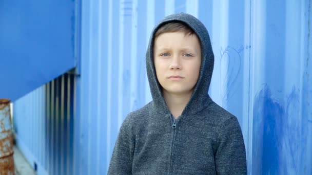 Портрет 8-річного хлопчика, повне HD відео — стокове відео