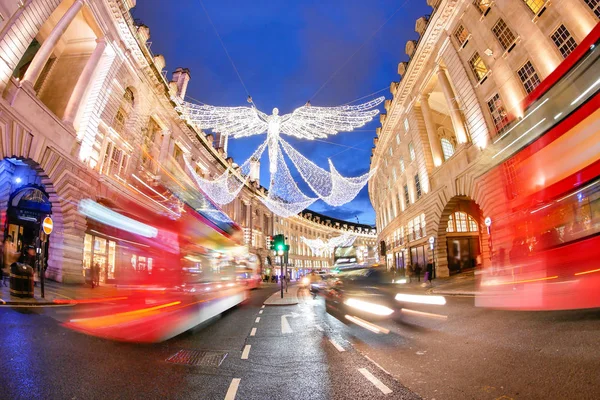 Shopping Oxford Street Giorno Natale — Foto Stock