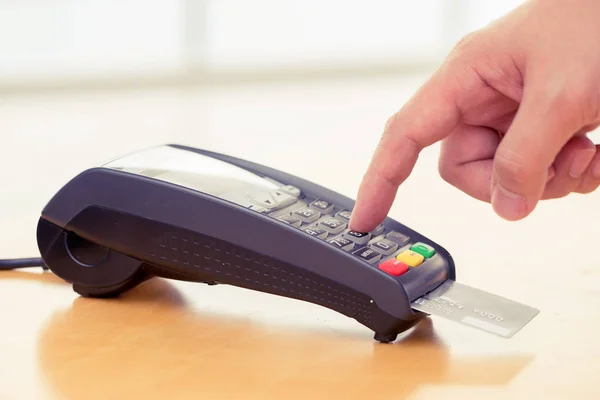Pagamento Com Cartão Crédito Comprar Vender Produtos Serviços — Fotografia de Stock