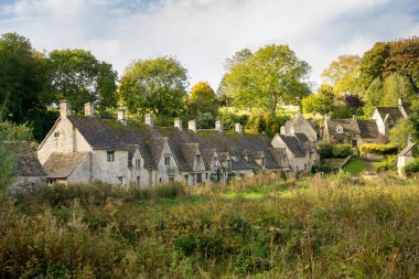 Bibury Köyü, Cotswolds, Arlington satır İngiltere