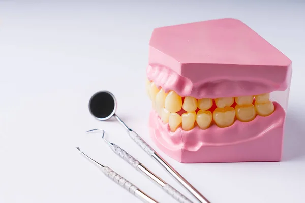 Zestaw Narzędzi Sprzęt Medyczny Metal Dentysta Widok Góry — Zdjęcie stockowe