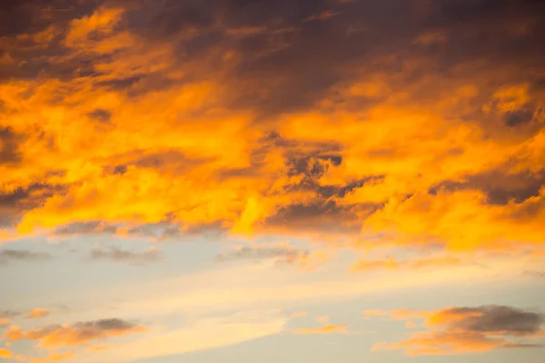 Schöne Sonnenuntergang Himmel Hintergrund — Stockfoto