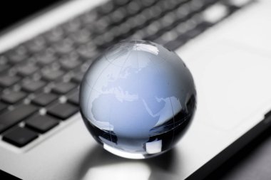 Küresel ve uluslararası iş kavramı