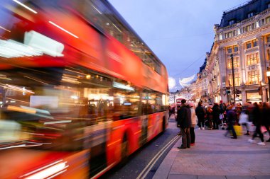 Oxford street, Londra, Noel günü, alışveriş