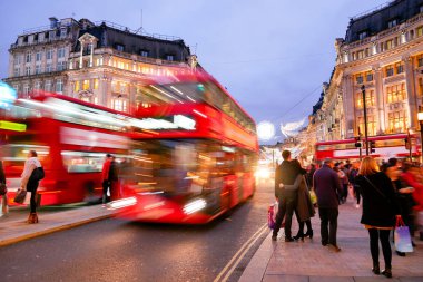 Oxford street, Londra, Noel günü, alışveriş