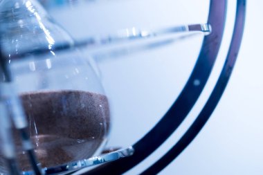 Kum saati, iş kavramı ekip çalışması ve zaman yönetimi