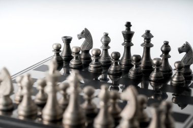 Satranç iş kavramı, lider takım çalışması ve başarı