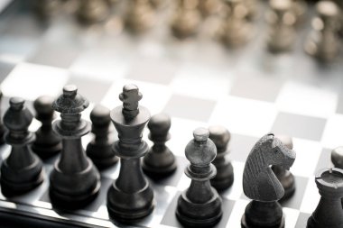 Satranç iş kavramı, lider takım çalışması ve başarı