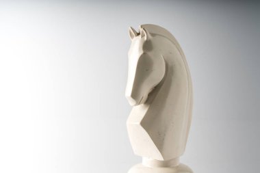 Satranç iş kavramı, lider takım çalışması ve başarı