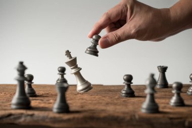 Satranç iş kavramı, lider takım çalışması ve başarı
