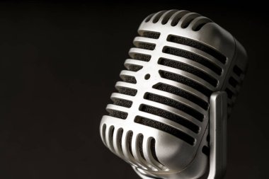 Parti ya da konser retro tarzı mikrofon