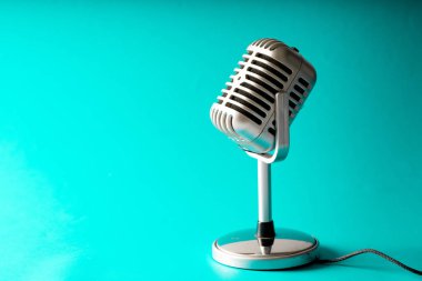 Vintage tarzı mikrofon Studio