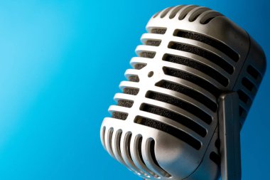 Parti ya da konser retro tarzı mikrofon