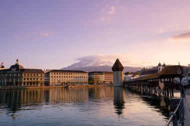 Chapel Köprüsü ve Luzern, İsviçre