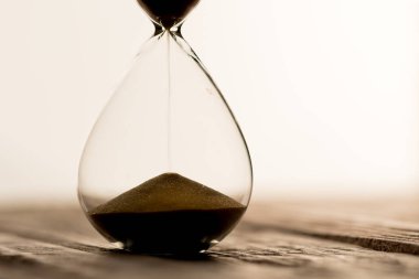 Kum saati, iş kavramı ekip çalışması ve zaman yönetimi