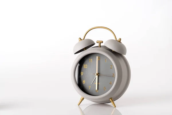 Reloj despertador moderno, gestión del tiempo concepto de negocio —  Fotos de Stock