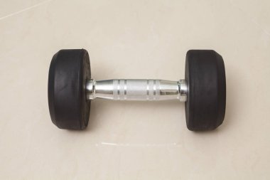 Ağırlık çalışması ve sağlıklı konsept için aptal