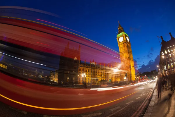 Bigben y la Cámara del Parlamento en Londres Inglaterra, Reino Unido —  Fotos de Stock