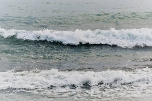 Вид Морські Хвилі Піною — стокове фото