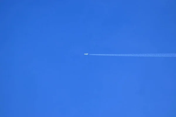 White Plane Sky — Stock Photo, Image