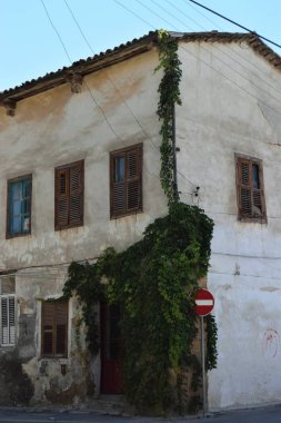 Kıbrıs'ta eski tarih taş bina