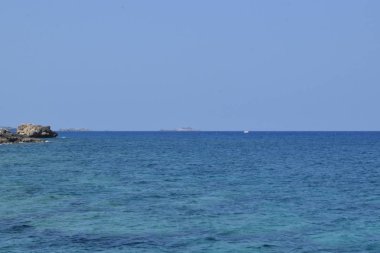 Güzel akdeniz dalgaları deniz, Kıbrıs