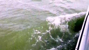 kırmızı gemi gezisi