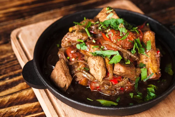 güzel restoran Gürcü mutfağı