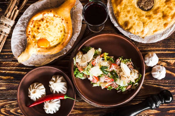 güzel restoran Gürcü mutfağı