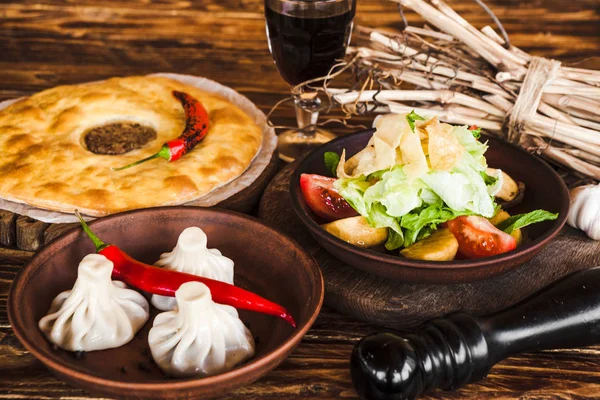 güzel restoran Gürcü mutfağı