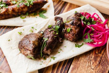 çeşitli Gürcü yemekler ve aperatifler