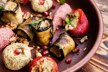 çeşitli Gürcü yemekler ve aperatifler