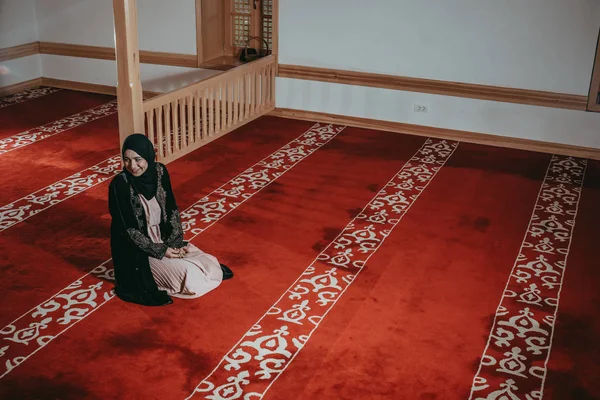 Muslim woman pray in mosque