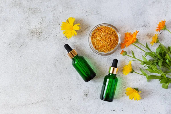 Herbal Cosmetics Calendula Flowers Natural Organic Moisturizer Cleansing Product Top — Stock Photo, Image