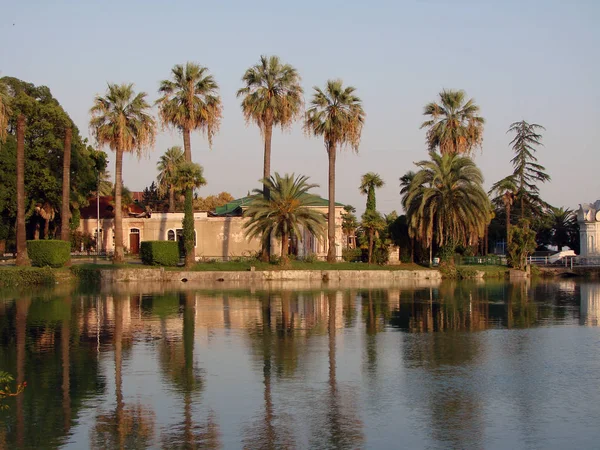 Lagoa Parque Novi Afon Abcásia — Fotografia de Stock