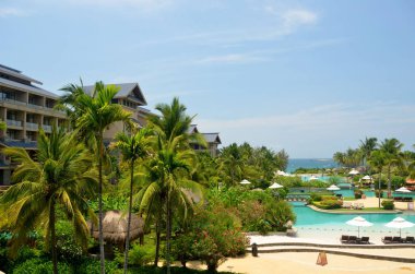Güney Çin Denizi, Çin, Hainan, Sania plajında havuzları