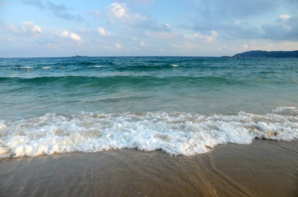 South China Sea Beach Hainan Sanya Yalong Bay Mayo 2011 — Foto de Stock