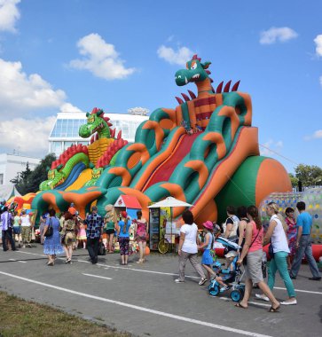 Omsk, Rusya Federasyonu - 6 Ağustos 2016:Children Powerboats Omsk şehir günü toplu kutlamalar