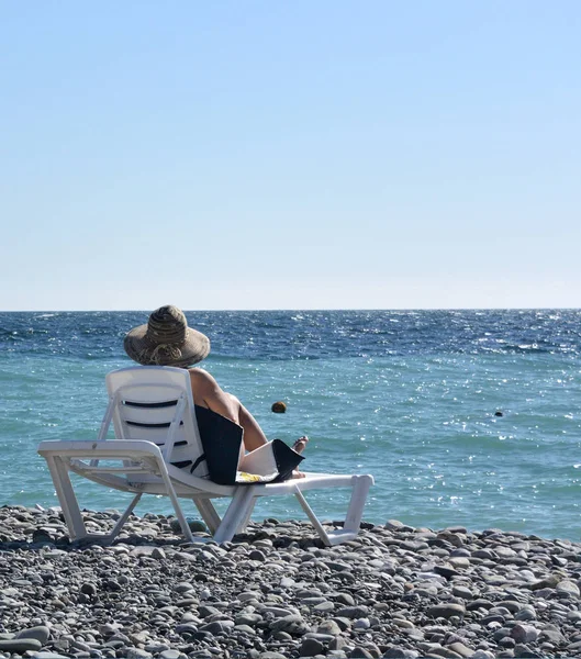 Soçi, Rusya 1 Ekim 2016: View Beach Sochi, Rusya Federasyonu