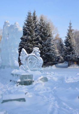 Omsk, Rusya - 16 Aralık 2016: Kış Sibirya Şehir Parkı, Omsk bölge 