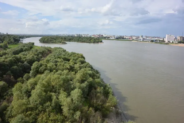 Vista Del Río Irtysh Divide Ciudad Dos Partes Omsk Rusia — Foto de Stock