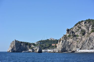 Yalta, Crimea 6 Eylül 2017: Denizden Yalta şehir görünümünü
