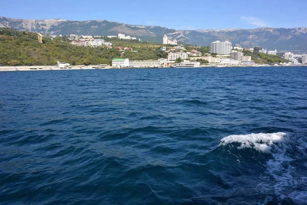 Staden Jalta Från Havet — Stockfoto