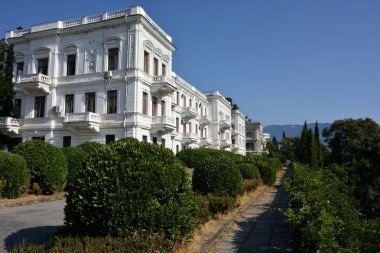 Yalta, Crimea - 11 Ekim 2017: Livadia Sarayı - eski Güney Rus İmparatorluğu. 1911 yılında yapılmıştır.