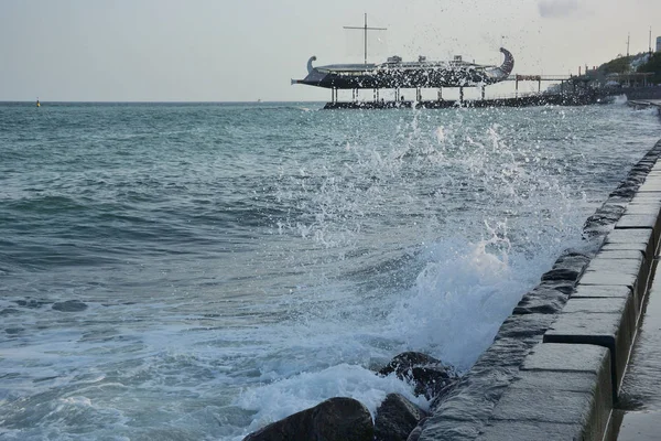 Veduta dell'argine della città di Yalta — Foto Stock