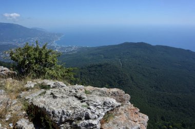 Dan Mount Ai-Petri Karadeniz kıyısında görüntülemek