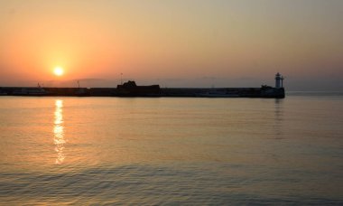 Yalta deniz bağlantı noktası deniz feneri görünümü