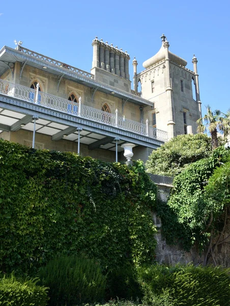 Bellissimi posti nel parco Vorontsov Palace nelle vicinanze di — Foto Stock