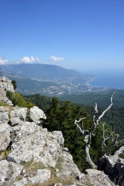 Dan Mount Ai-Petri Karadeniz kıyısında görüntülemek